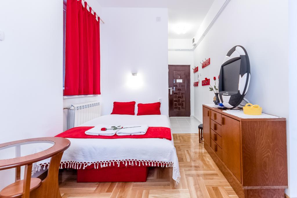 Studio Saint Sava Белград Номер фото